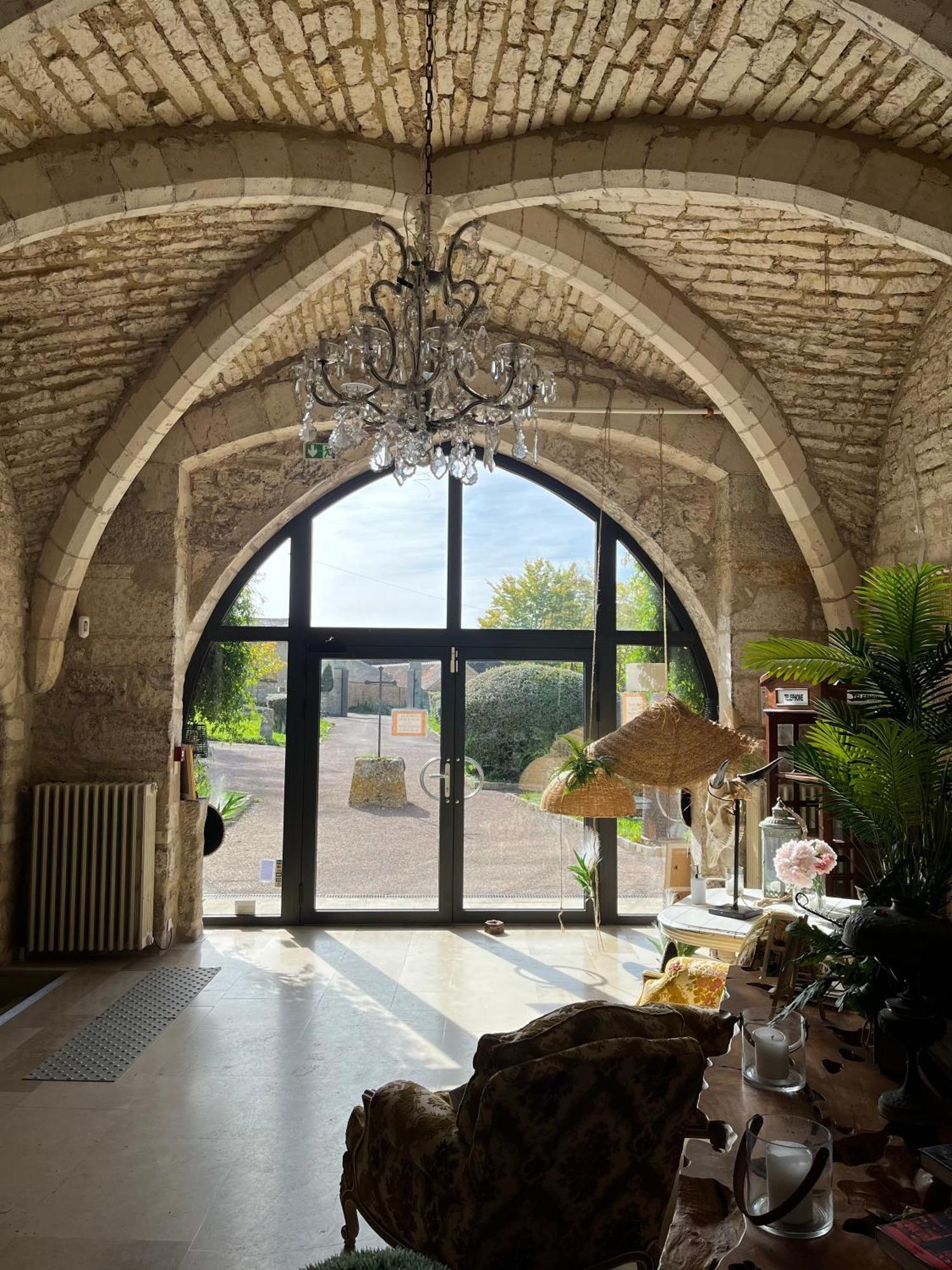 L'Abbaye Saint Michel Bed & Breakfast Tonnerre Exterior photo